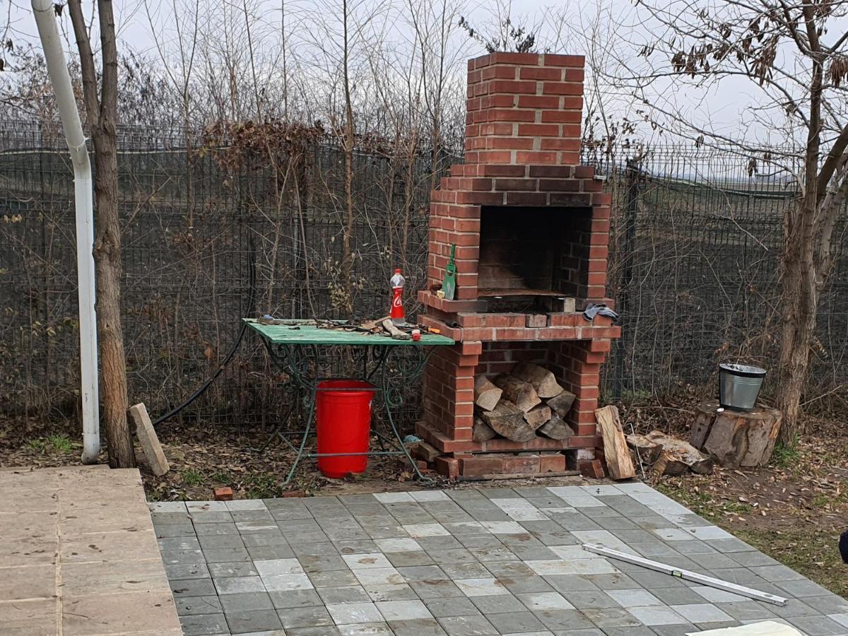 Casa Elis Piscina, Jacuzzy , Sauna, Ciubar Merei Екстериор снимка