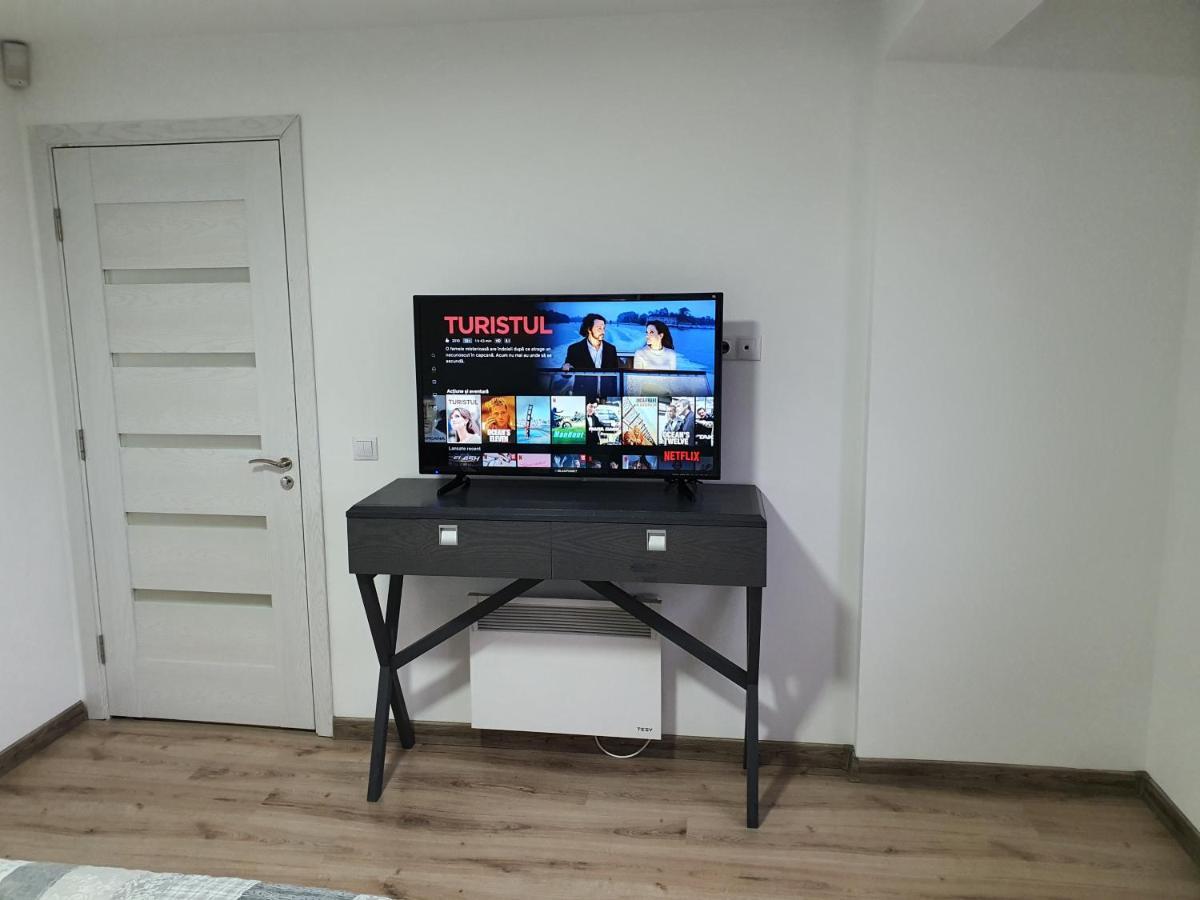 Casa Elis Piscina, Jacuzzy , Sauna, Ciubar Merei Екстериор снимка