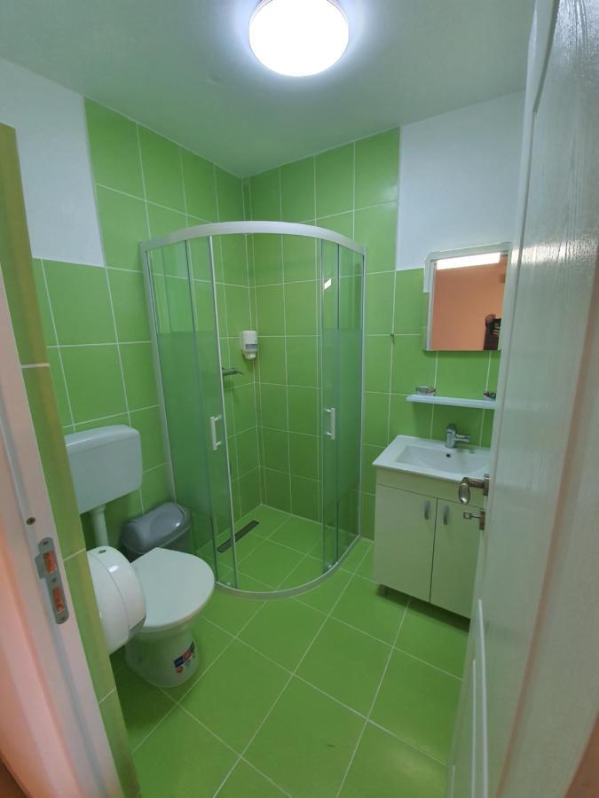 Casa Elis Piscina, Jacuzzy , Sauna, Ciubar Merei Екстериор снимка